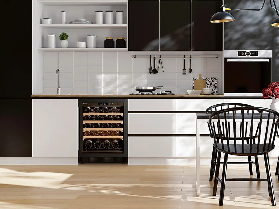 Installing a wine cabinet in the kitchen : decorating tips - ArteVino